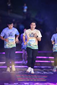 BIB: 
                            <button type="button" onclick="openModal(25219238)" class="btn btn-primary btn-sm float-right btn-popup" data-toggle="modal" data-target=".modal-high-quality">
                        <i class="fas fa-shopping-cart"></i> Add to Cart
                    </button>
                                            <button type="button" onclick="isThisMe(25219238, true)" class="btn btn-success btn-sm float-right btn-popup btn-isme hidden" data-toggle="tooltip" data-placement="bottom" title="นี่คือรูปของคุณใช่ไหม คลิกที่นี่เพื่อเอาเข้าอัลบั้ม">
                        <i class="fas fa-plus"></i> Add to album
                    </button>
                    <button type="button" onclick="isThisMe(25219238, false)" class="btn btn-warning btn-sm float-right btn-popup btn-isnotme hidden">
                        <i class="fas fa-ban"></i> Remove from album
                    </button>